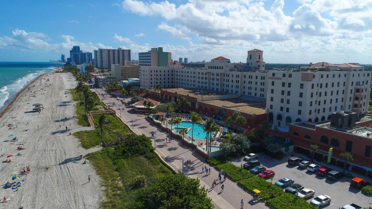 670 Partial Ocean View Hollywood Beach Дания-Бич Экстерьер фото